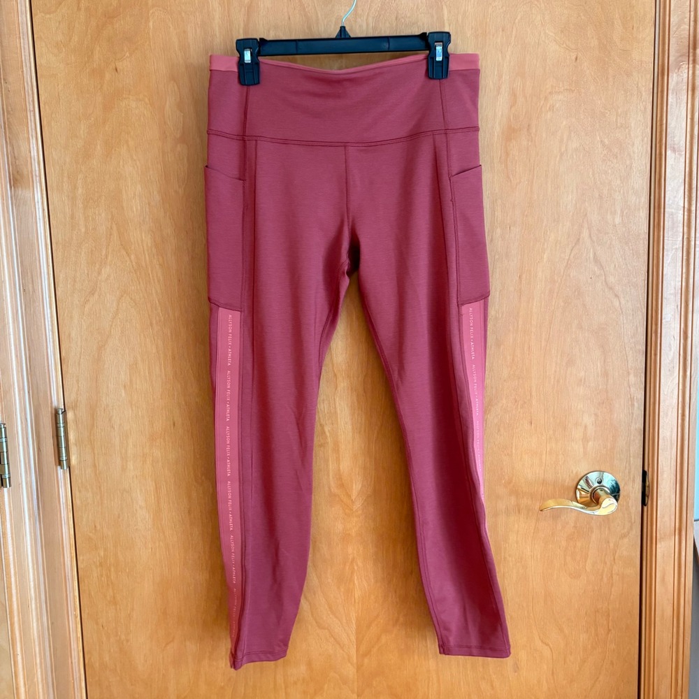 Allyson Felix Athleta‎ Ultimate Stash 7/8 Tight Leggings Women's L/T Large Tall